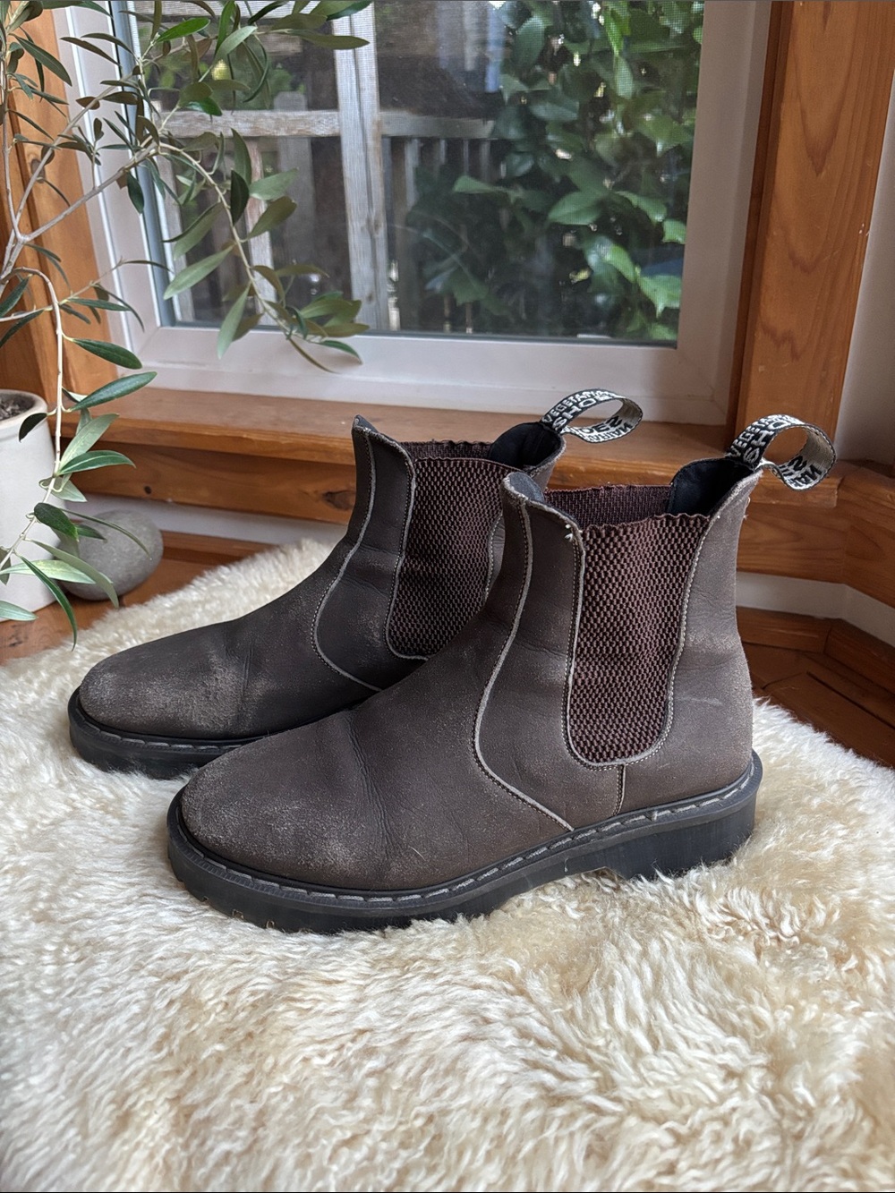 Vegetarian Shoes Chelsea Boots